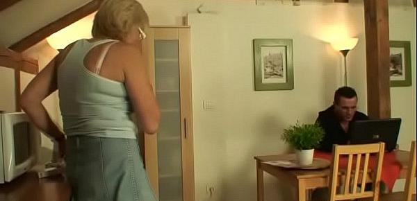  He fucks porn-loving old granny